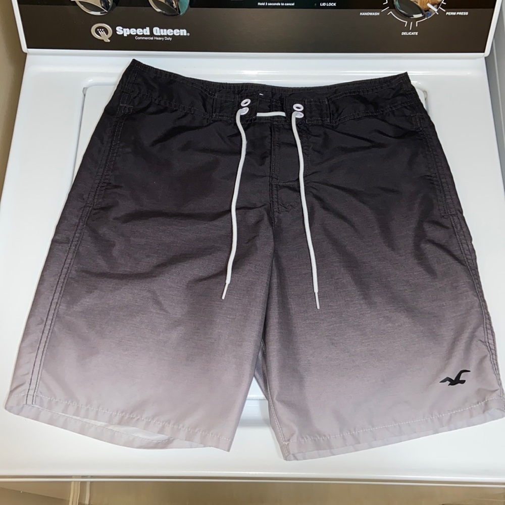 SALE ‼️ Men’s Hollister size 30 Swim Trunks